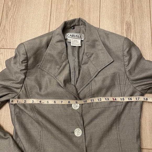 Carlisle Wool Silk Blend Blazer Jacket Three-Button Front Patch Pocket Gray SZ 8 - Picture 4 of 11